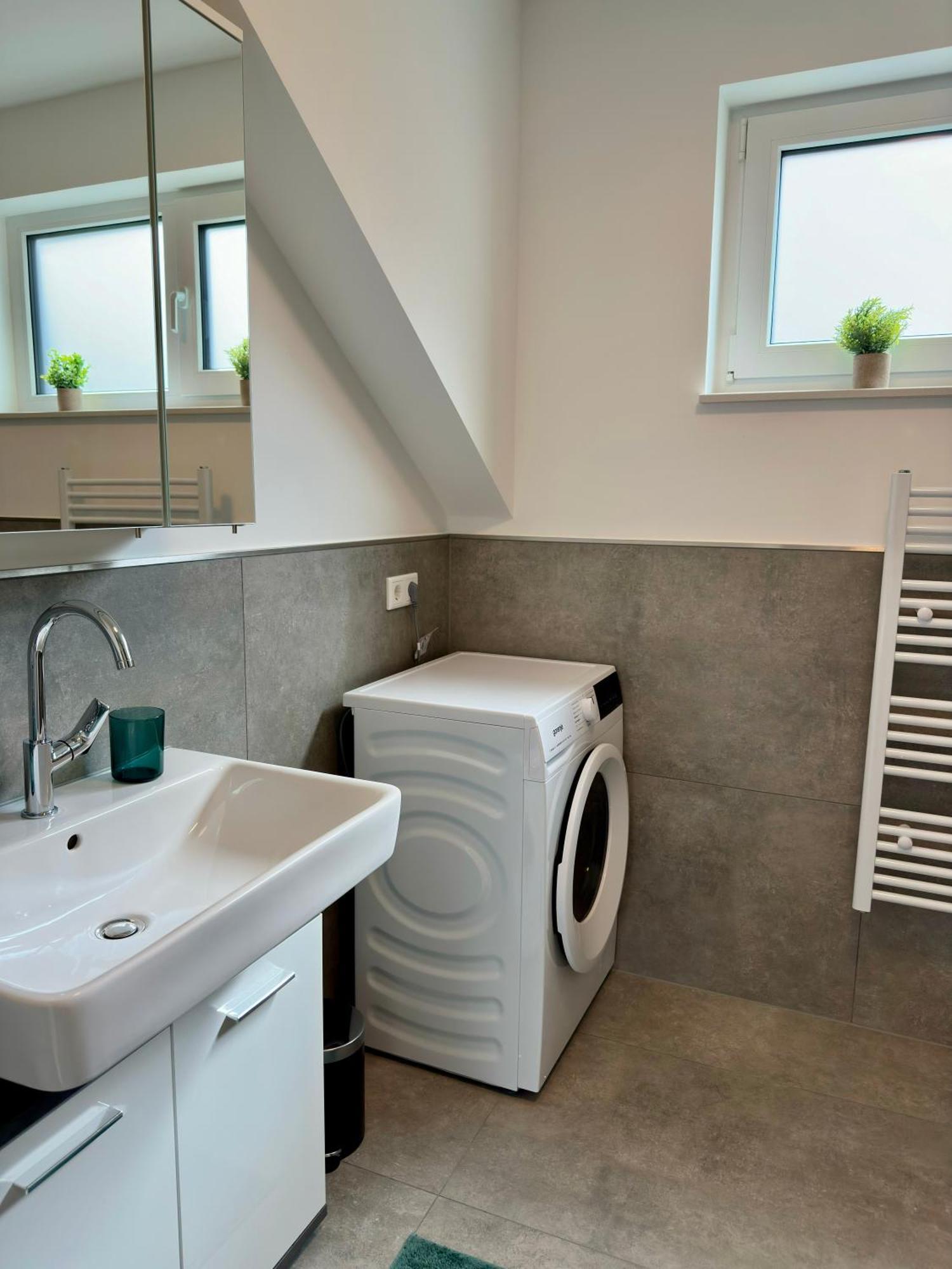 Zentrale 6 - Kostenloser Parkplatz - Hdz - Bali Therme - Gop Apartment